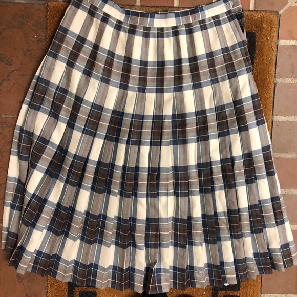 Plaid wool women’s skirt - Picture 1 of 1